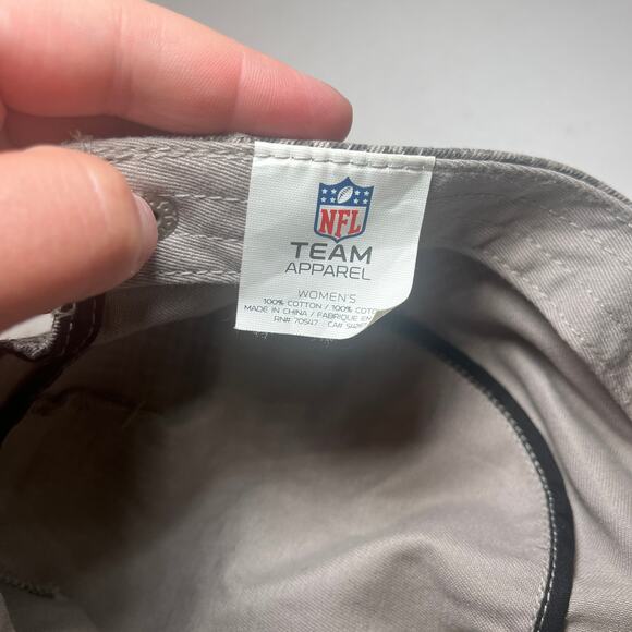 NFL Team Apparel Women's Indianapolis Colts Plaid Hat Adjustable - Picture 5 of 6